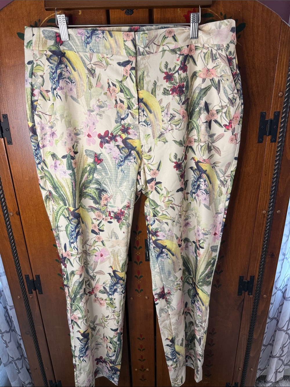Chadwicks Cream Floral Straight-Leg Trousers floral print sku35 like new